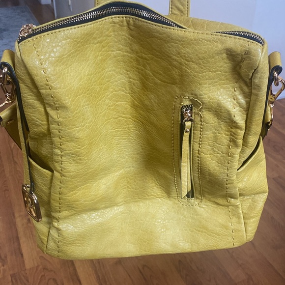 Not rated Yellow Leather Backpack - Picture 4 of 11
